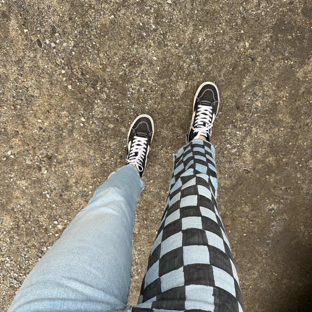 Checkered Levi’s Ribcage Straight Ankle Jeans